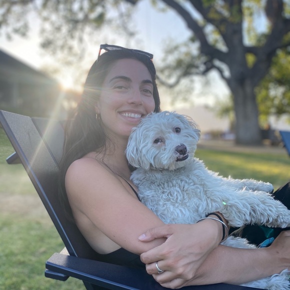 Meet your Posher, Caroline - Picture 1 of 1